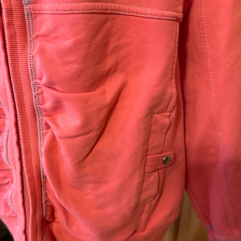 “Pulp” Sweatshirt - Picture 2 of 6